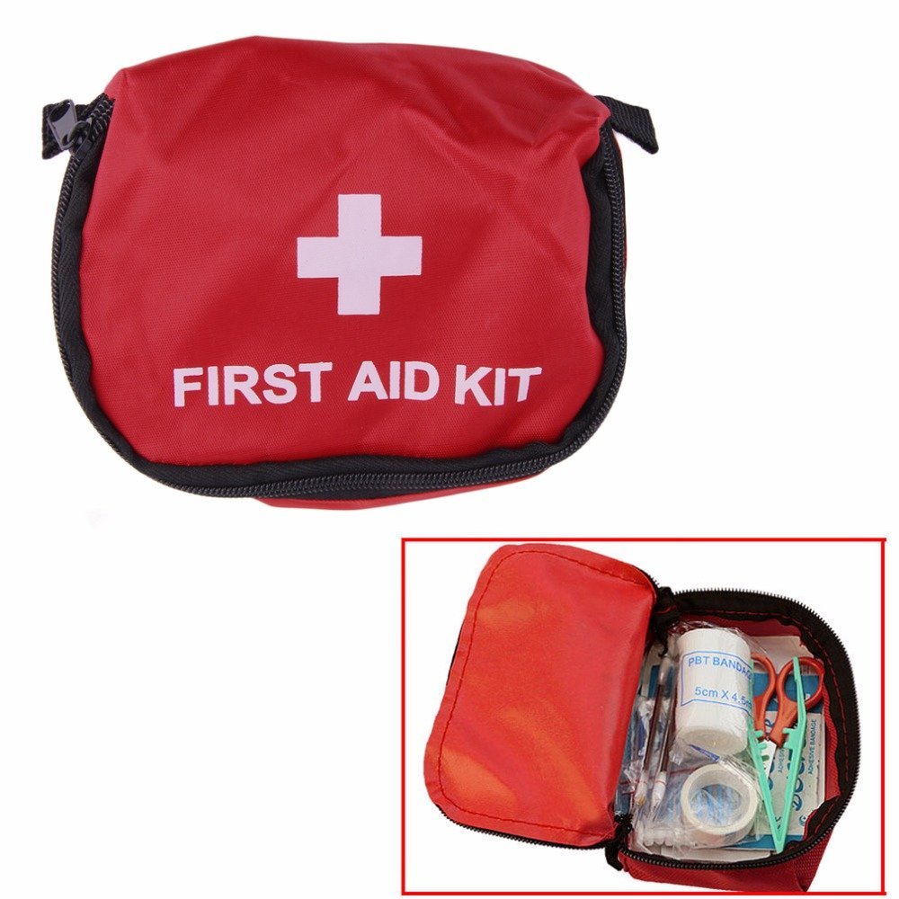 11*15.5*5cm First Aid Kit 0.7L Red Camping Emergency Survival Bag